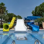Master Family Club מלון 5*